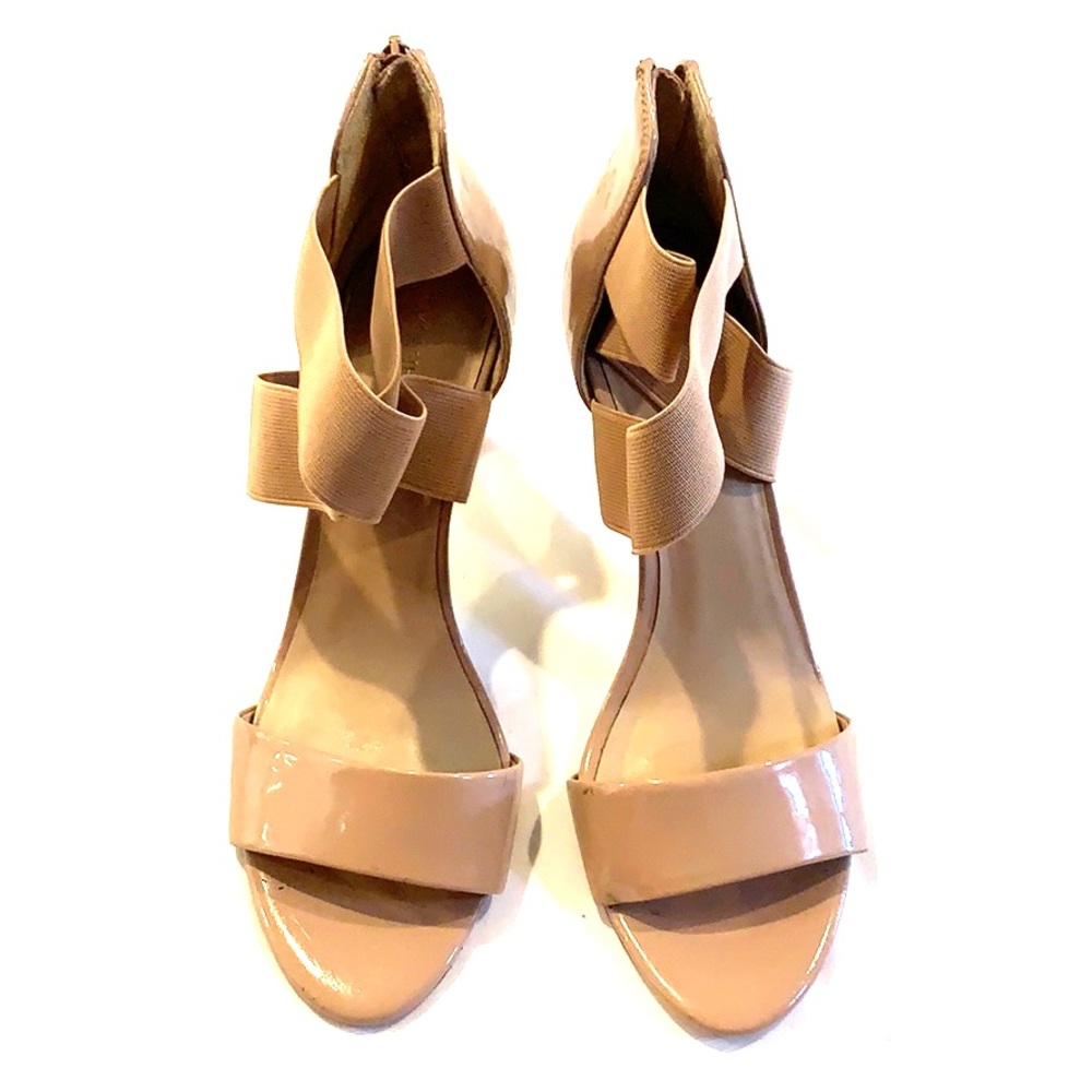 Saks Fifth Avenue nude heels 8.5